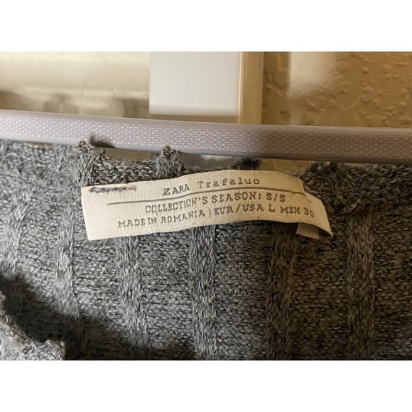 Zara Trafaluc Ruffle Trim Gray long‎ sleeve sweater Sz L - Picture 8 of 8